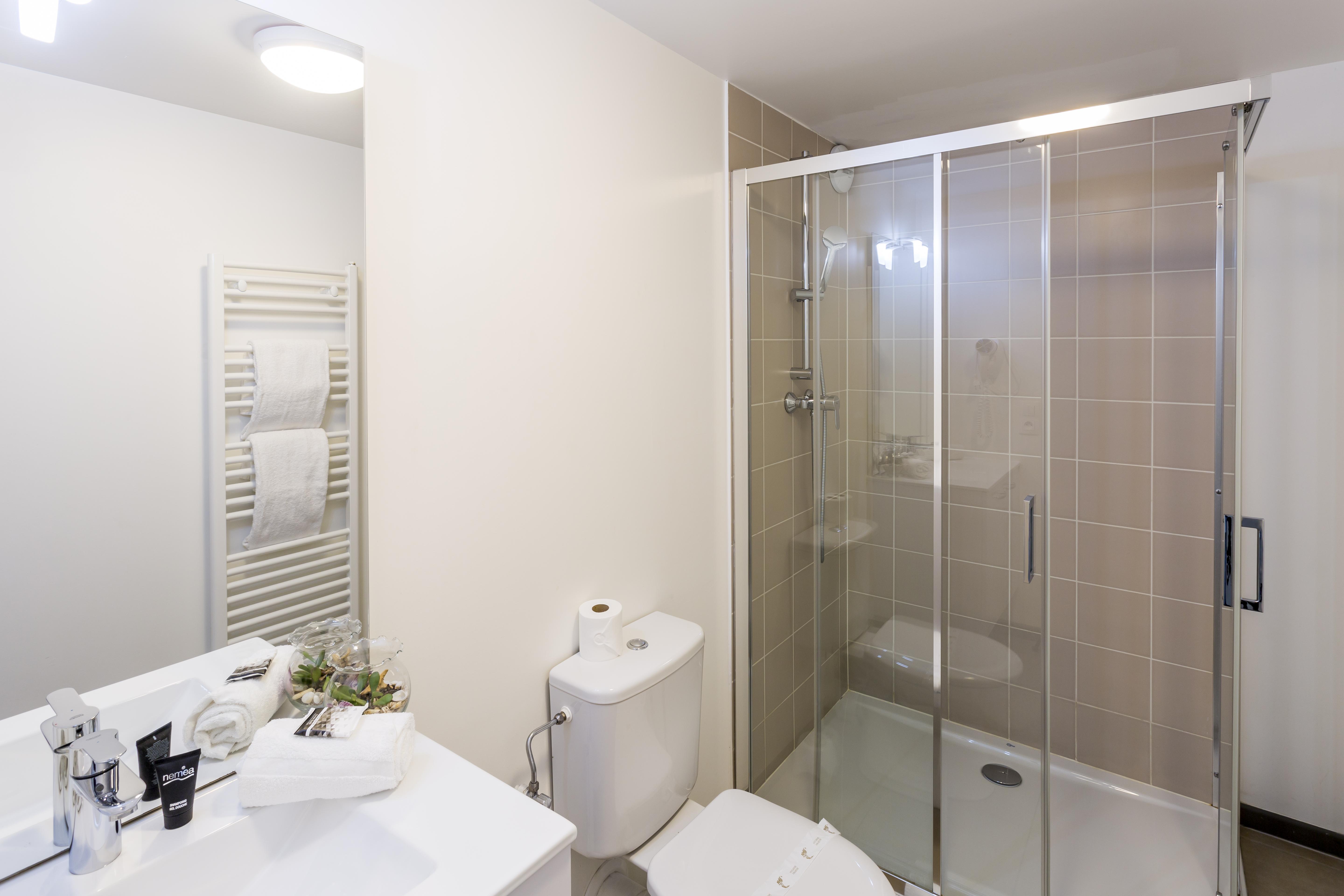 Nemea Appart Hotel Elypseo Strasbourg Port Bagian luar foto
