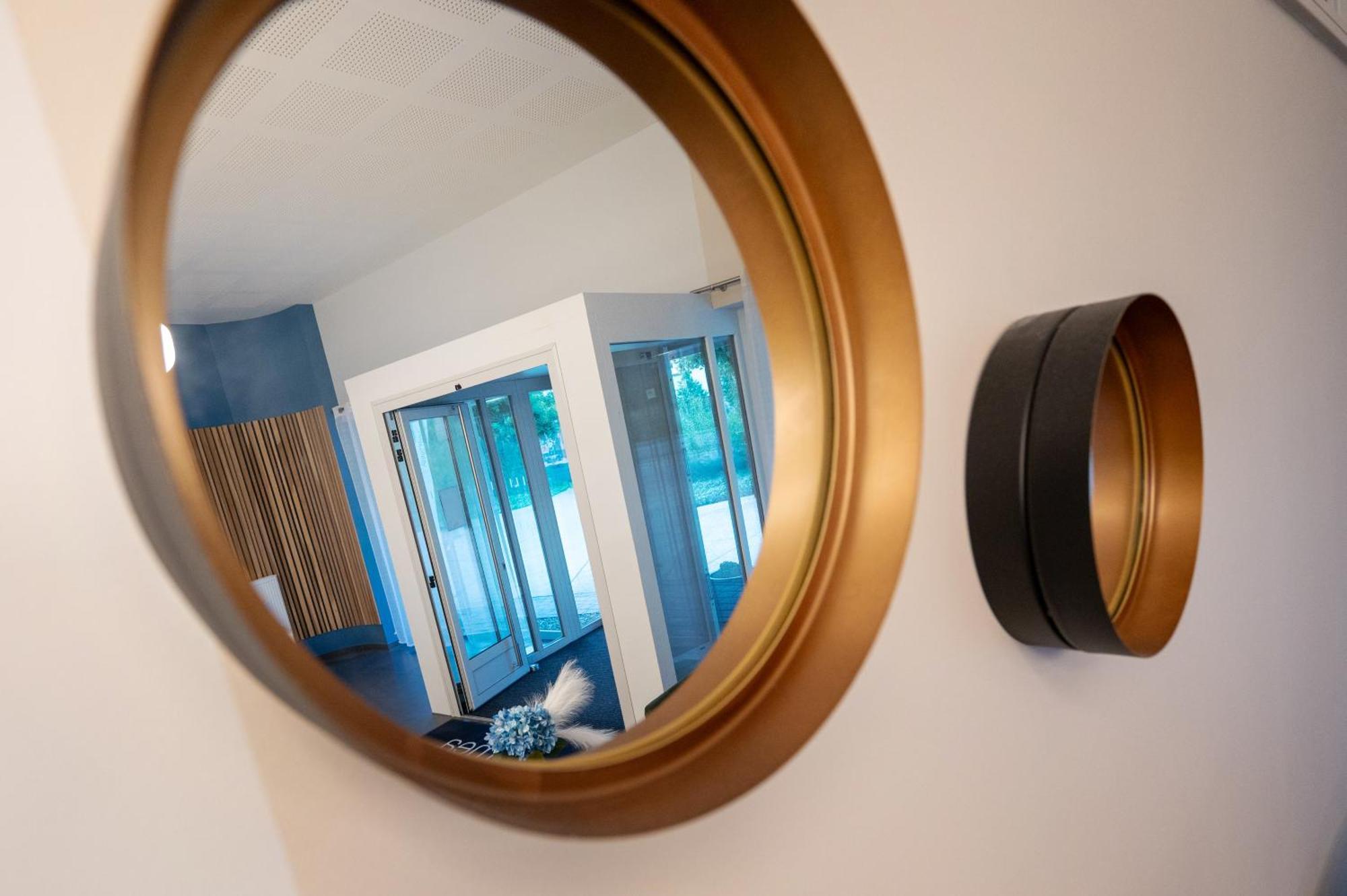 Nemea Appart Hotel Elypseo Strasbourg Port Bagian luar foto