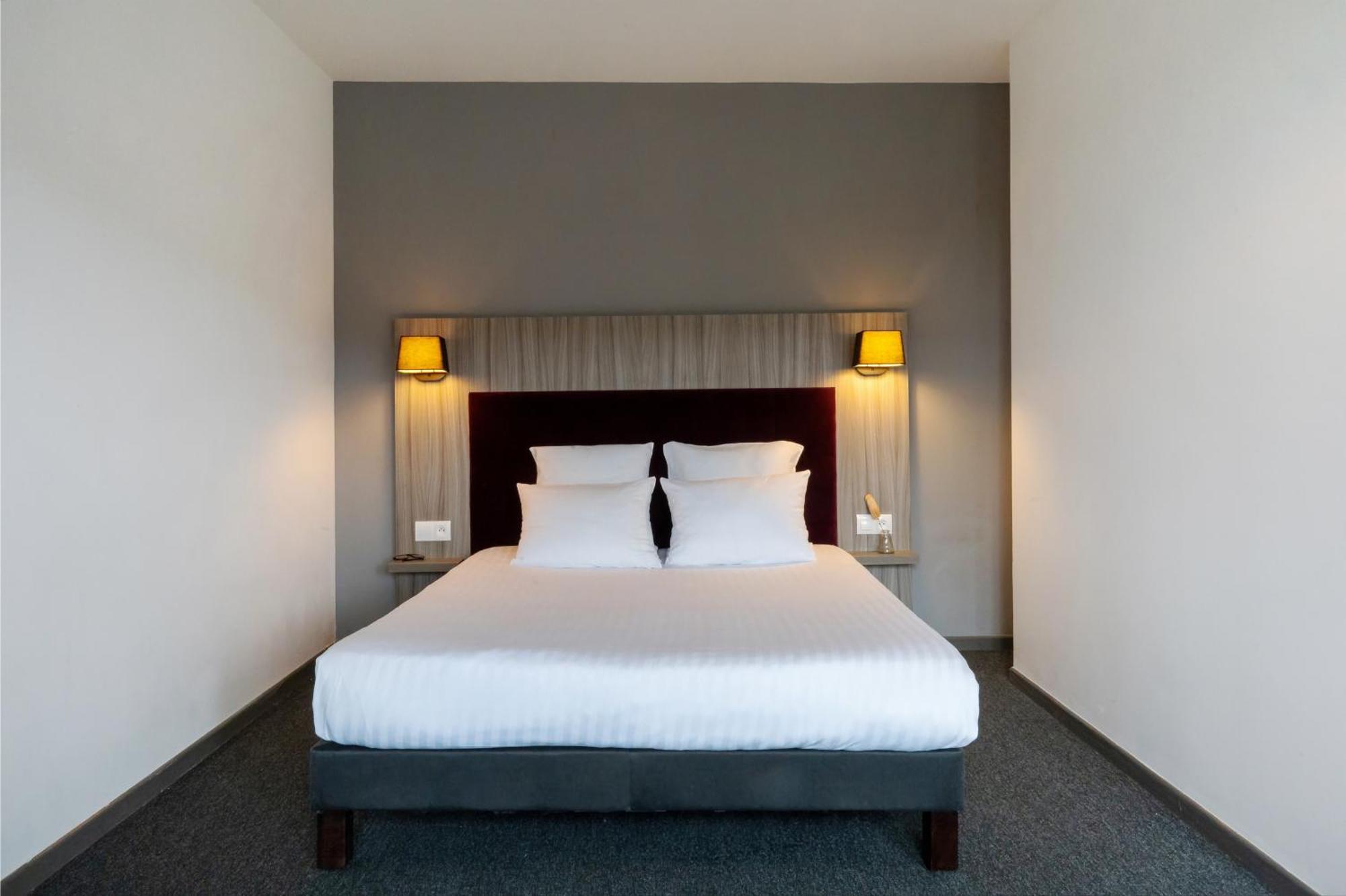 Nemea Appart Hotel Elypseo Strasbourg Port Bagian luar foto