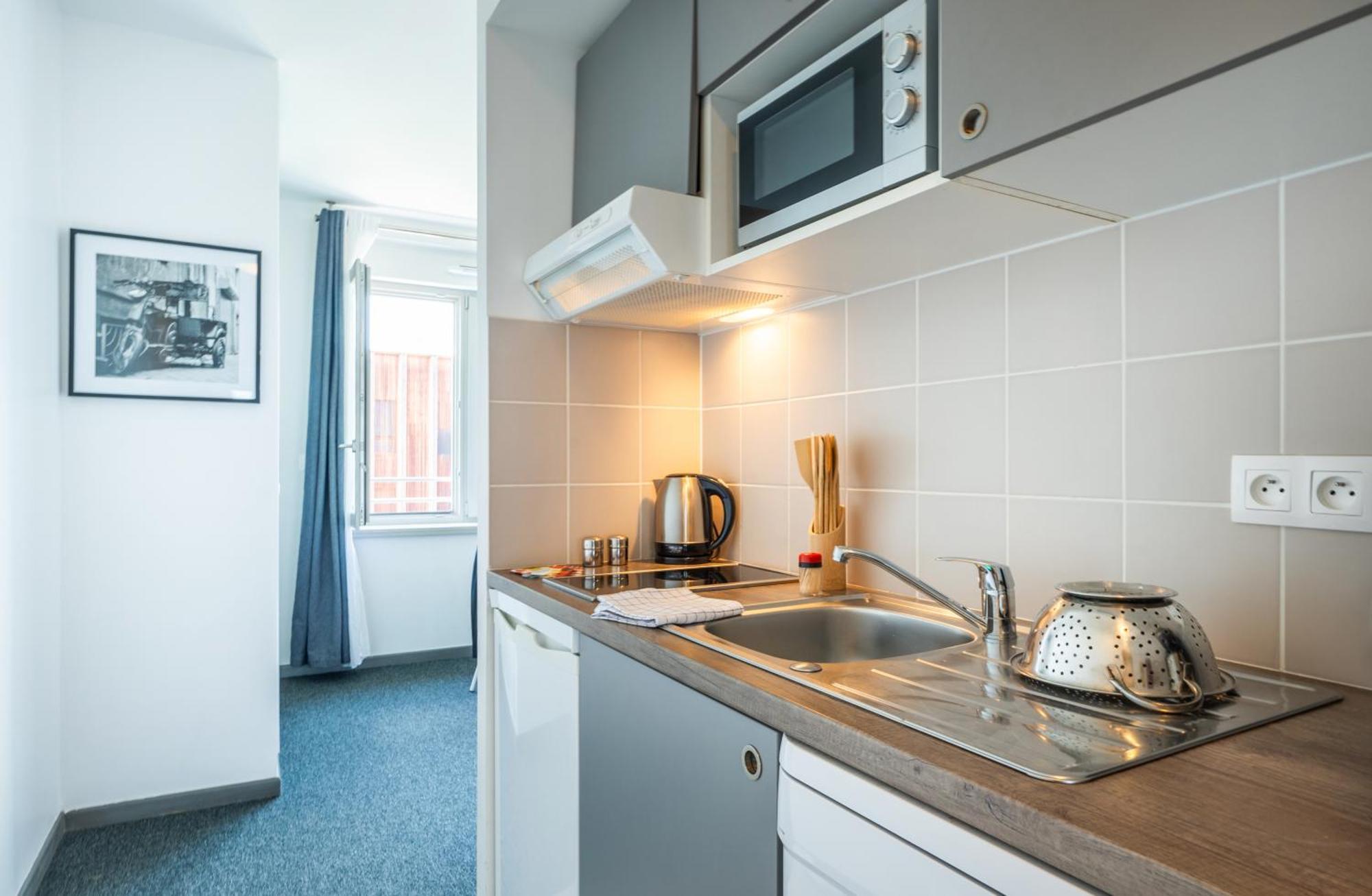 Nemea Appart Hotel Elypseo Strasbourg Port Bagian luar foto